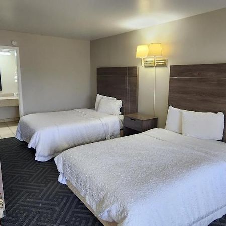 Alice Motor Inn Kültér fotó