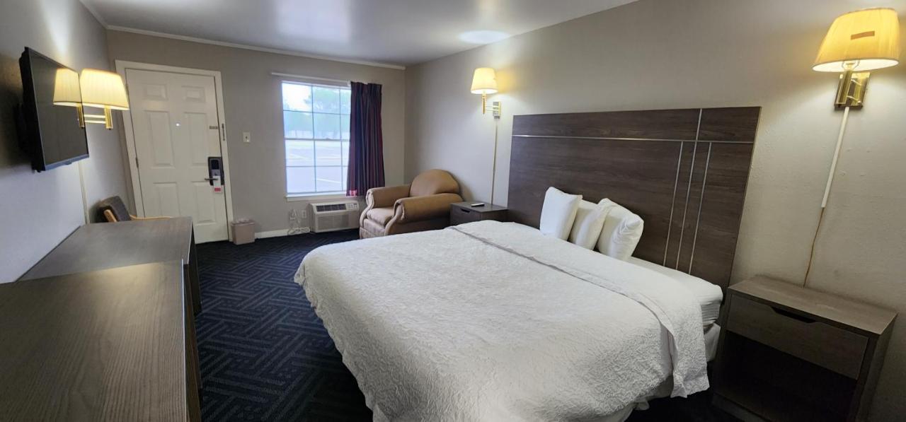 Alice Motor Inn Kültér fotó